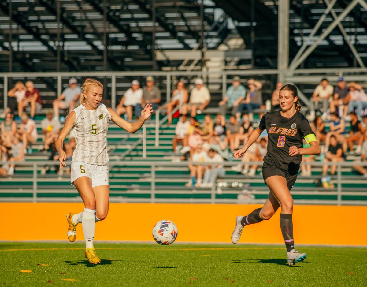 Cossin scored her SUNYAC-leading ninth goal in the win. (Photo Credit: Liv Metz/Brockport Athletics)