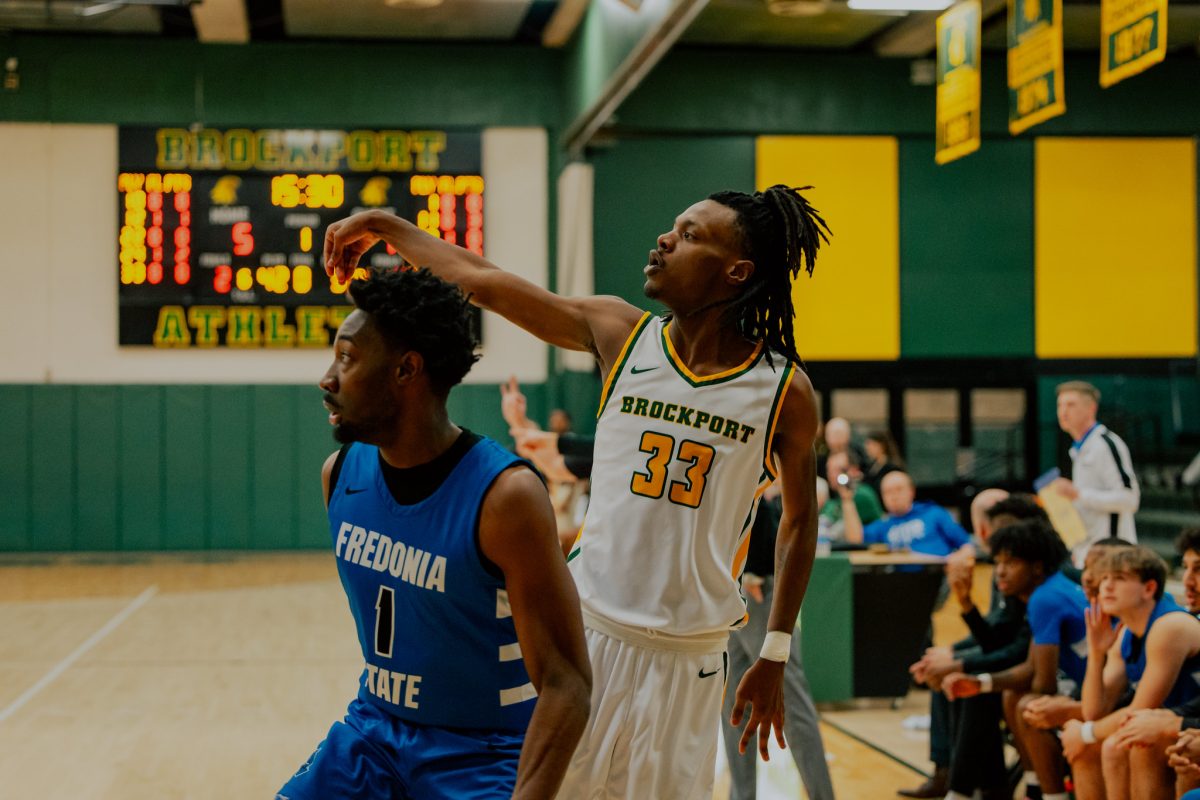 Caquan+Wester+recorded+his+fifth+double-double+of+the+season+in+Tuesdays+win.+%28Photo+Credit%3A+Jen+Reagan%2FBrockport+Athletics%29